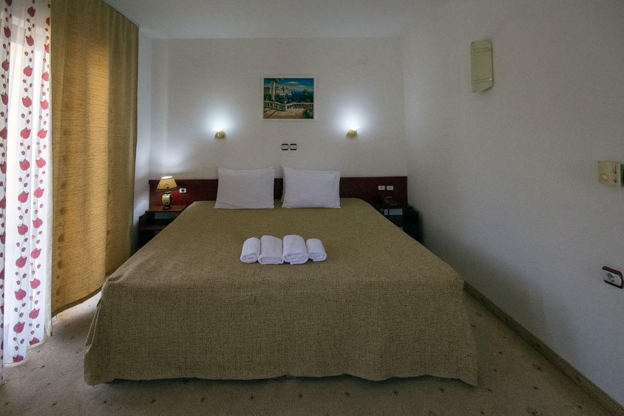 Hotel Nar גבגלייה מראה חיצוני תמונה